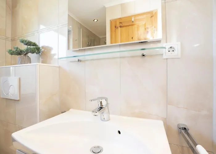 Appartement Zwergenweg 2b *